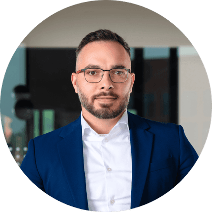 Radek Uher enovation